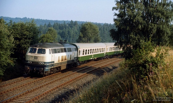 218 212