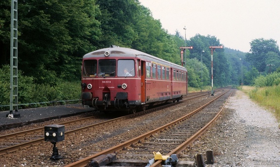 515 651