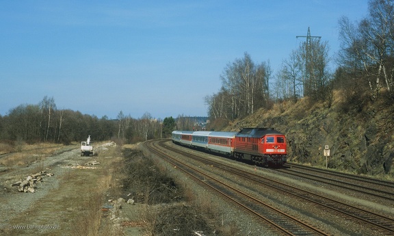 232 507