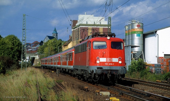110 456