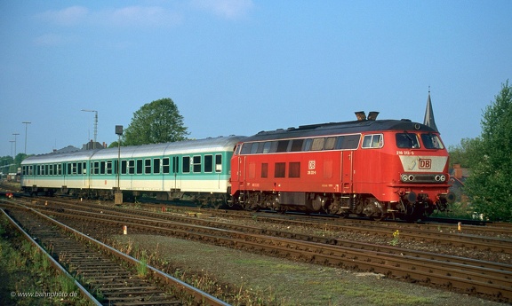 218 212