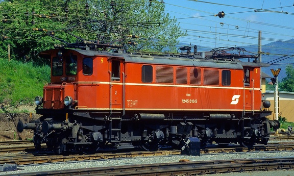 1245 513