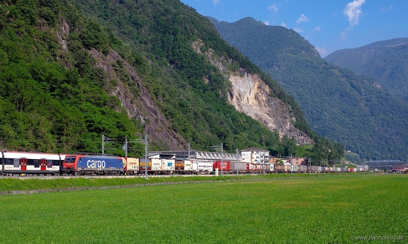 474 016