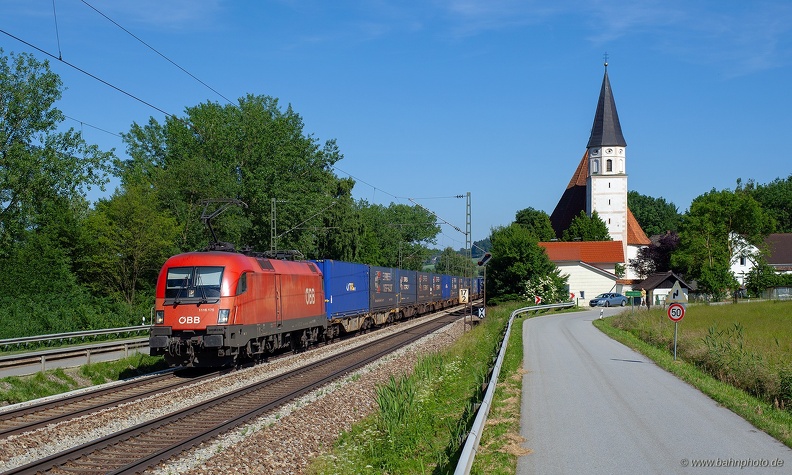 8723.jpg