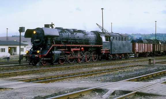 44 0600