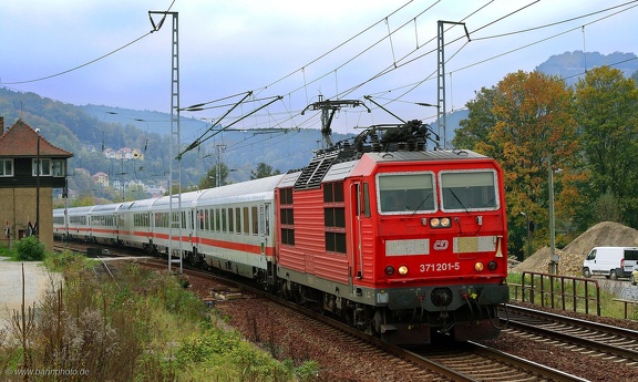 371 201