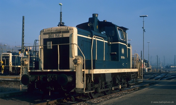 360 156