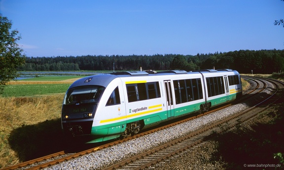 642 306