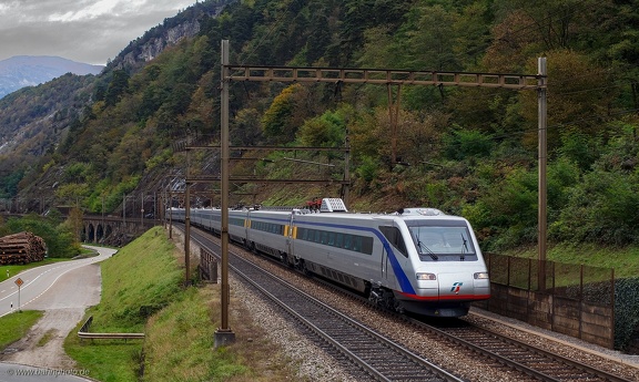470 001