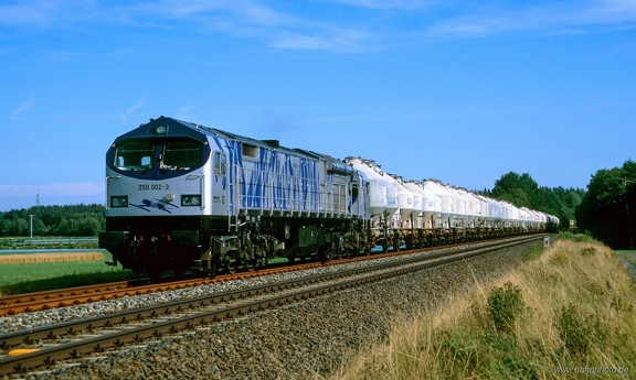250 002