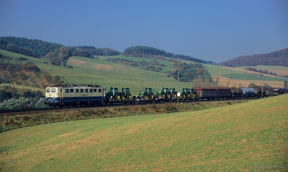 150 090