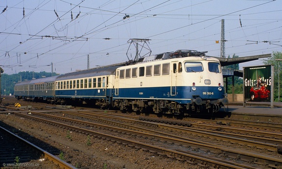 110 393