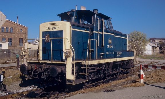 360 416