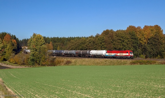 223 032