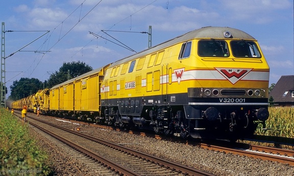 320 001