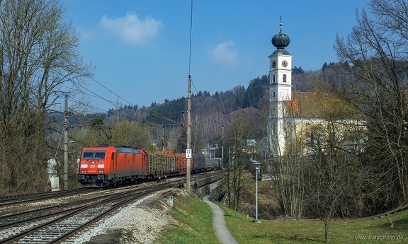 185 261