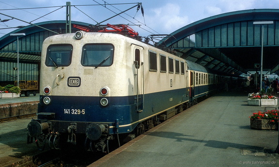 141 328