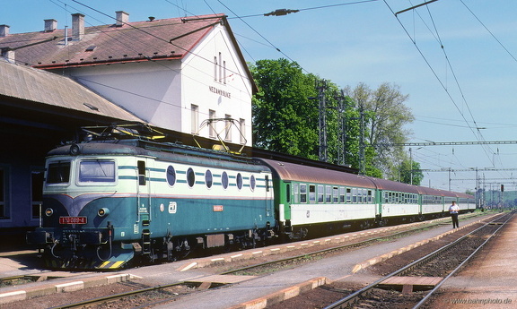 140 089