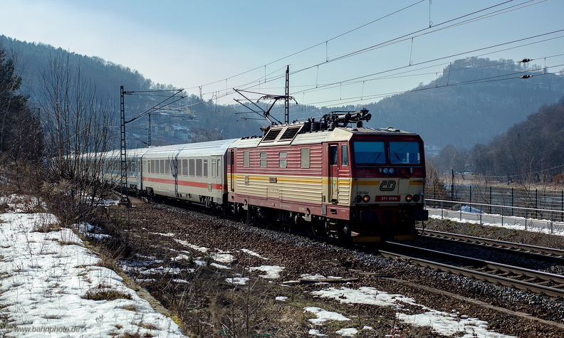 9043.jpg