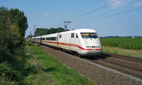 401 063