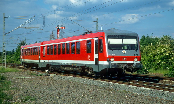 628 269