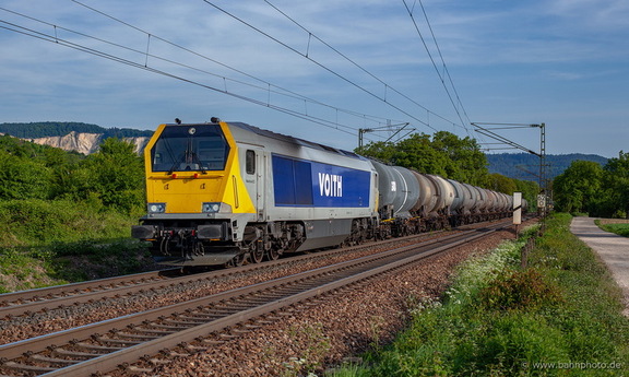 264 003