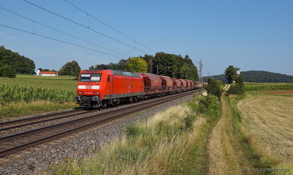 145 032