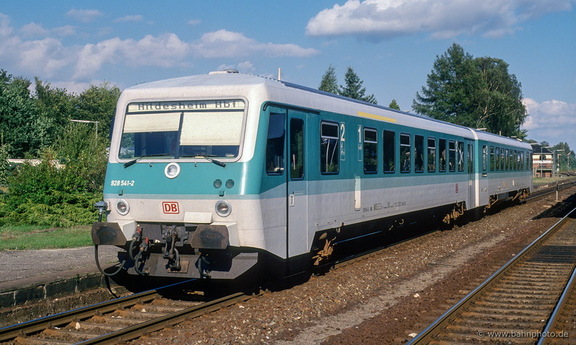 628 541