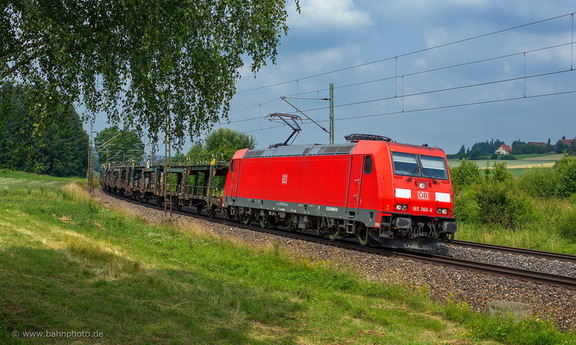 185 369