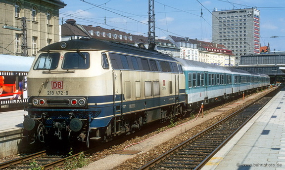 218 472