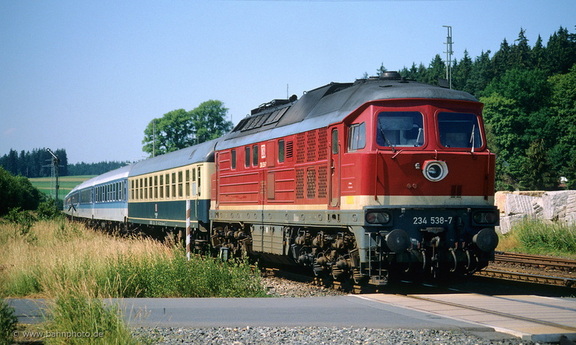 232 538