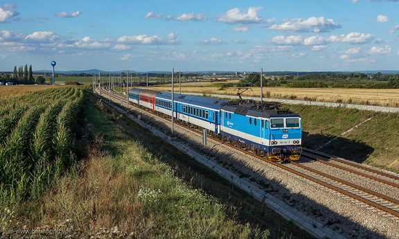 362 132