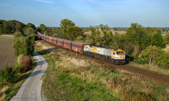 250 011