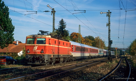 1044 053